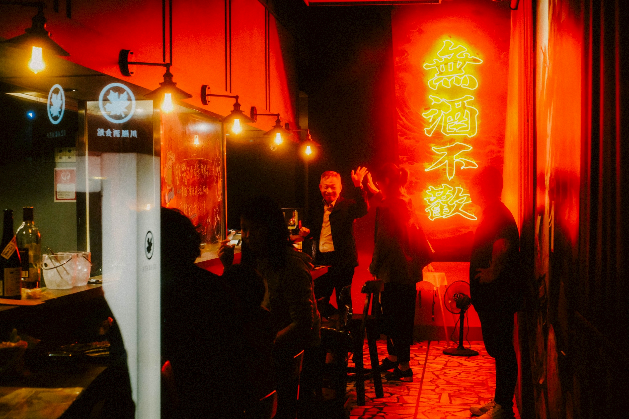 【晴光商圈日式居酒屋】川楓酒食館：神似AKIRA老闆親火烤串！中山區深夜美食與無限暢飲的職人手路菜