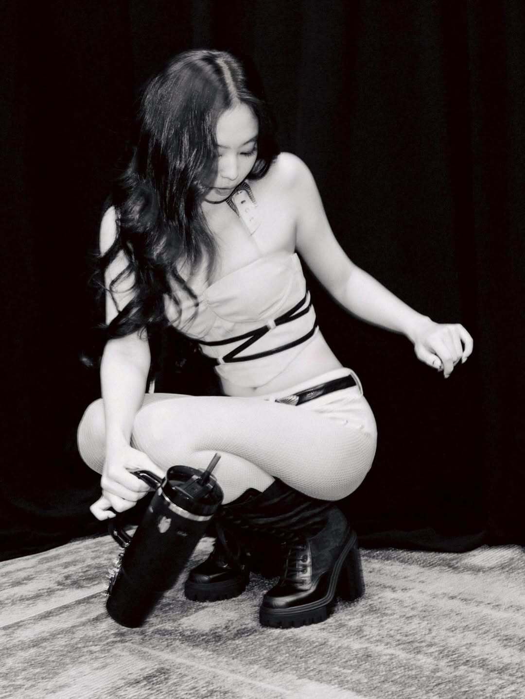 My upcoming collaboration with @stanley_brand🖤 stanley1913.com #Stanley1913xJENNIE (14)