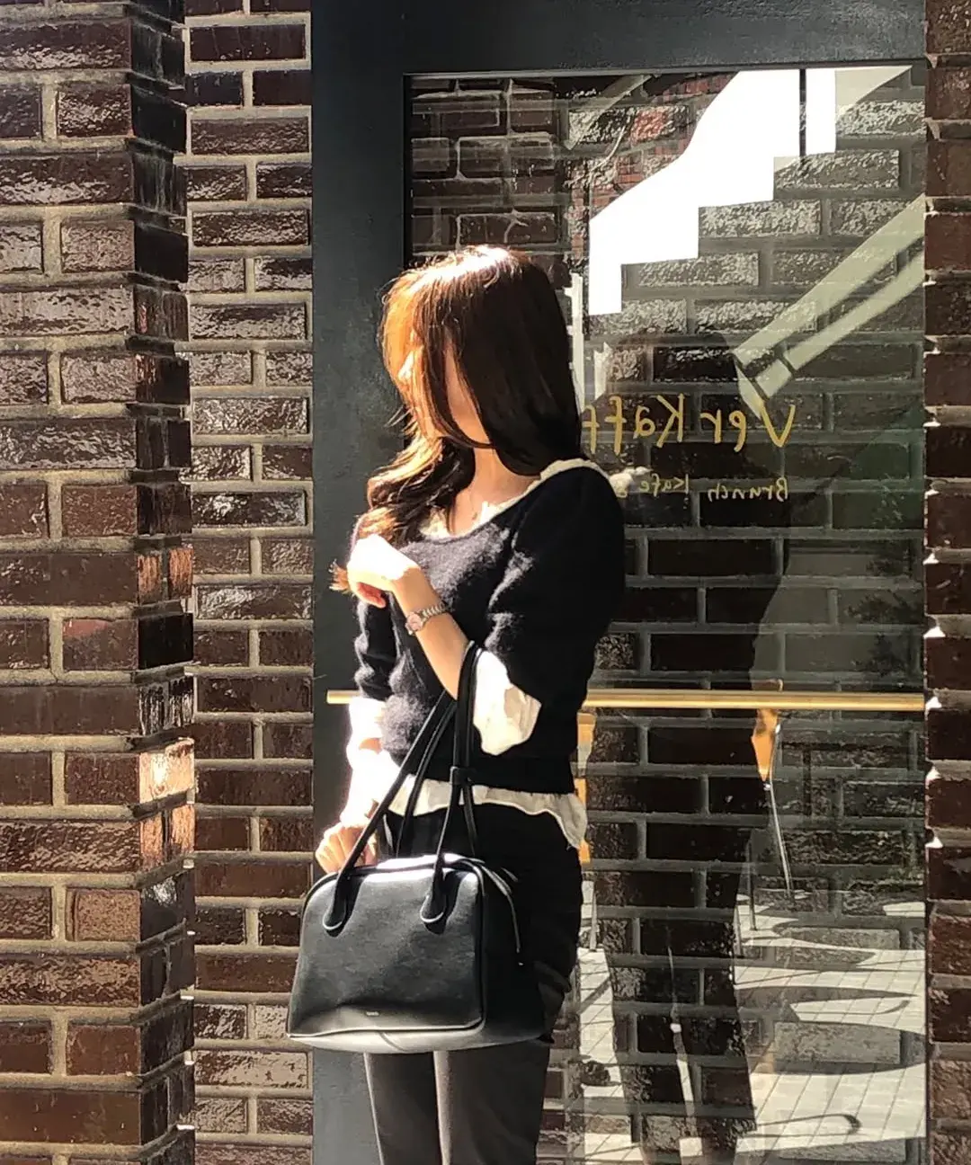 e990fb2303204d88a7bc99b9e4efb11b