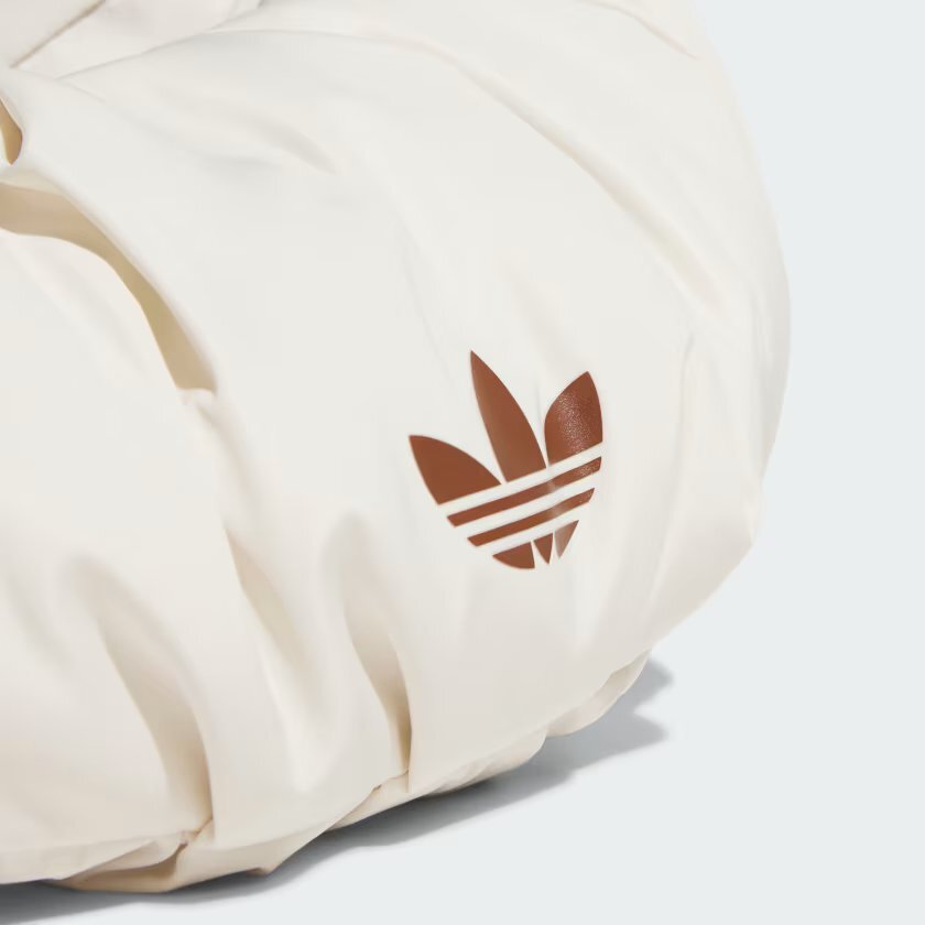 White_KA9267_42_detail