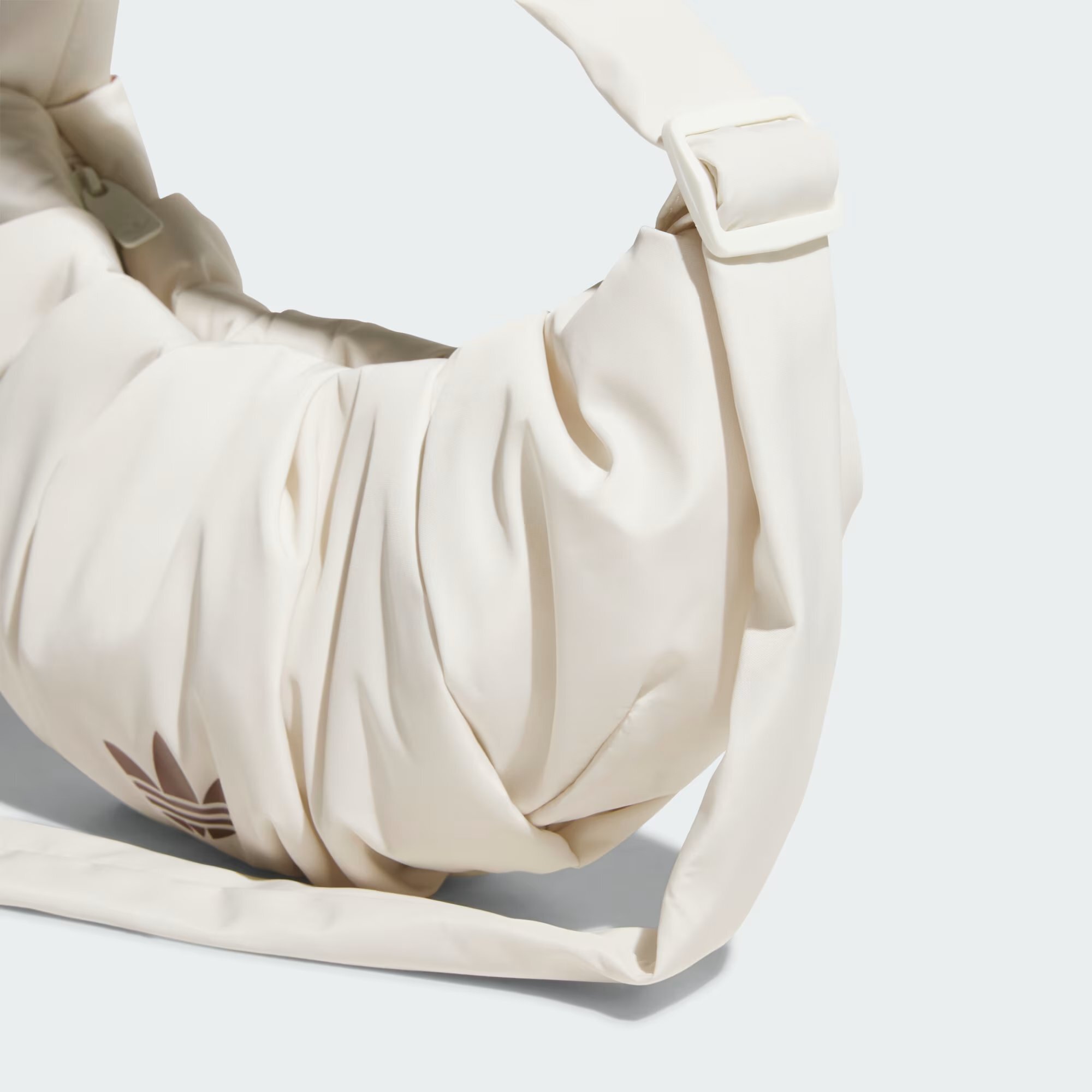 White_KA9267_41_detail