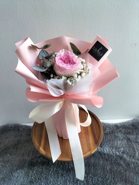 Pink-rose-flower-bouquet-affordable-below-RM38.png