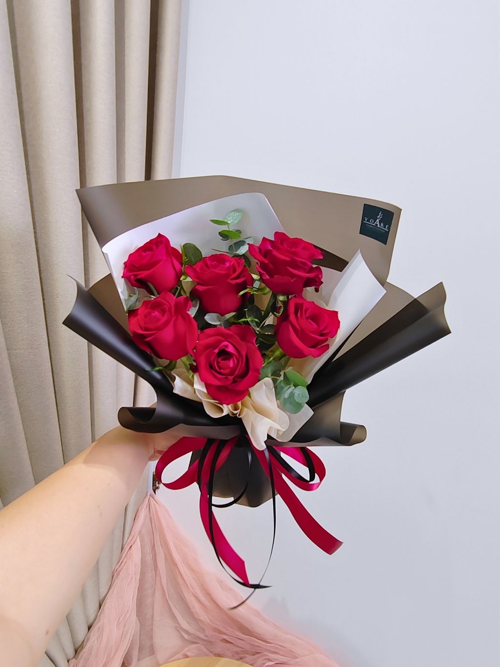 6 stalks red rose flower bouquet - delivery same day in KL & Selangor