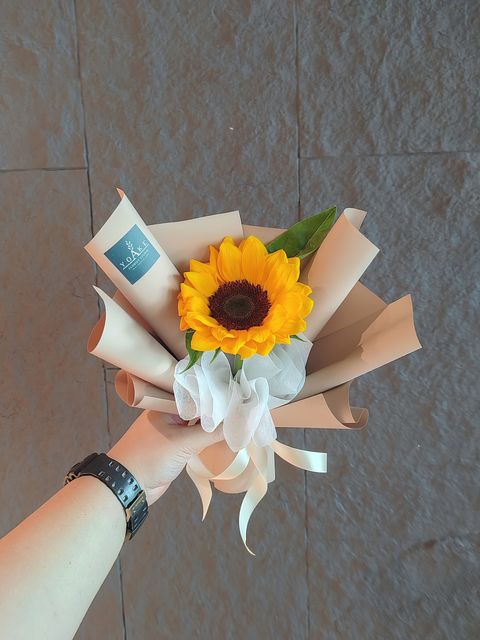 Single Sunflower - flower bouquet delivery KL – Yoake Florist