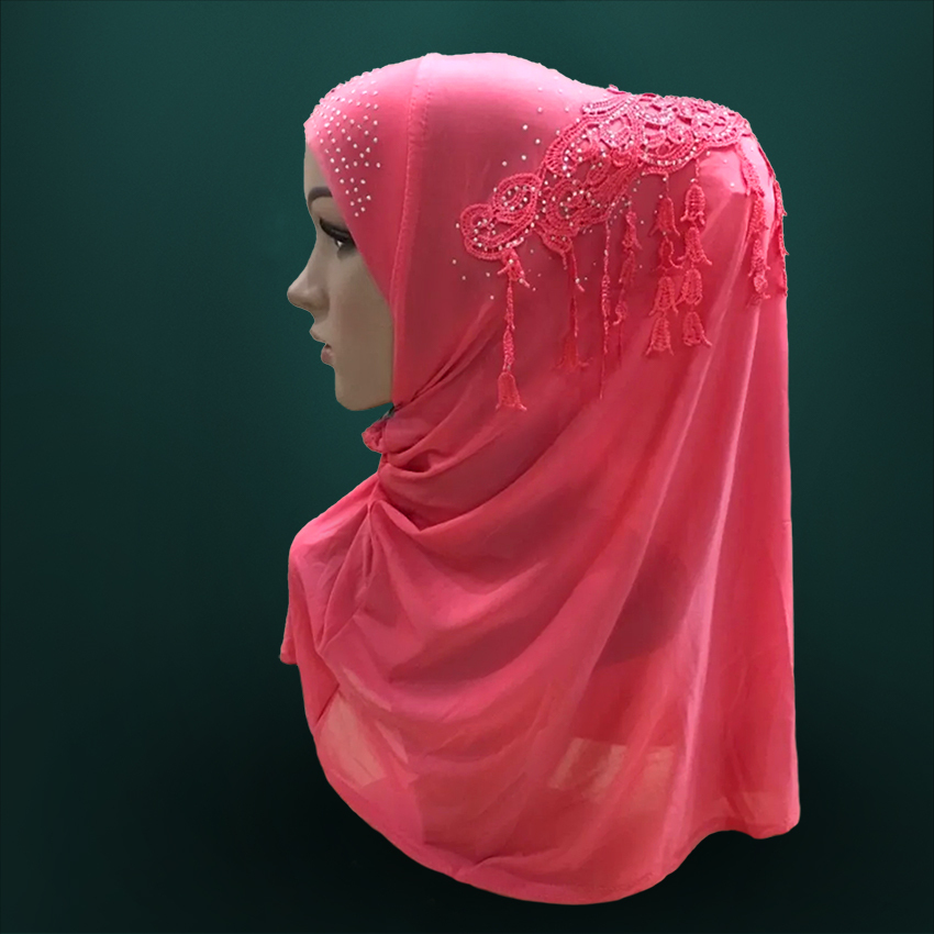 Lace Flower With Diamond Hijab Scarf.jpg