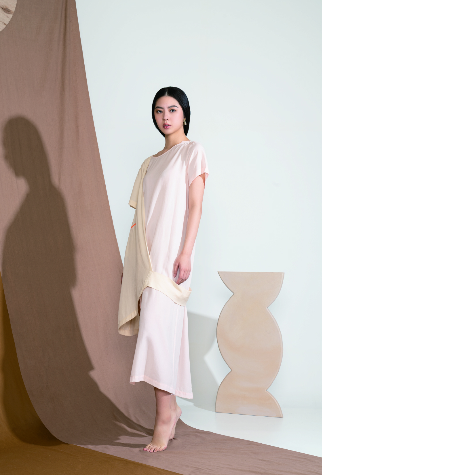ss22_lookbook_p1.jpg