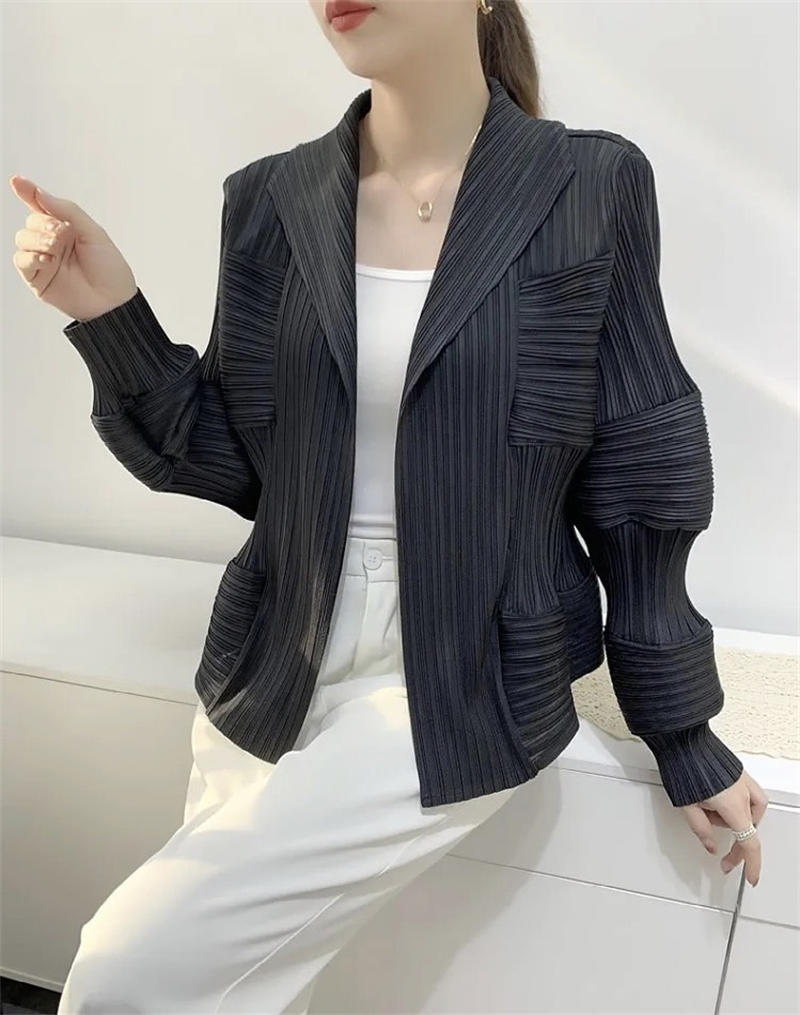韓國燈籠袖造型壓褶外套 (8)