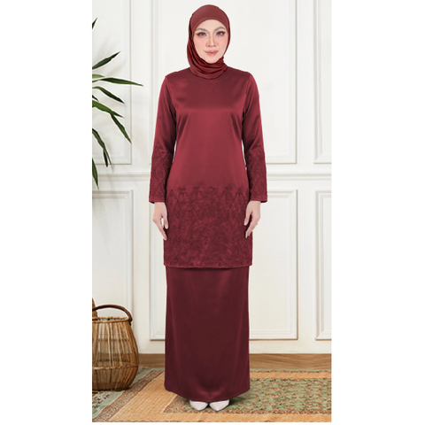 Cover website Maroon
