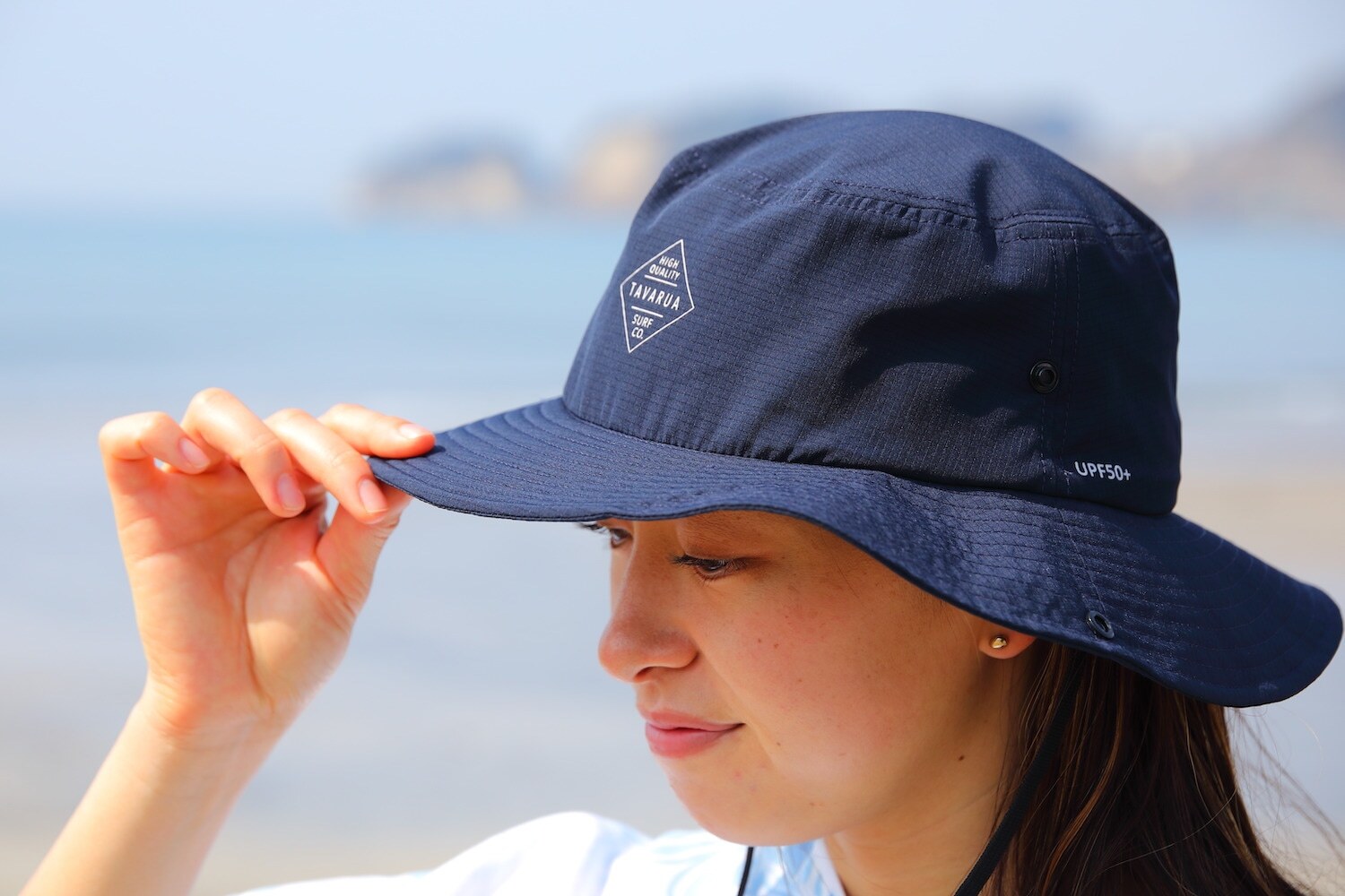 13_000000001032_加下巴帶