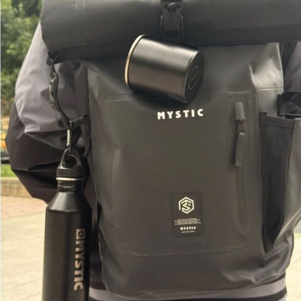 tw-11134207-7rasj-m4sths3etxq9d1