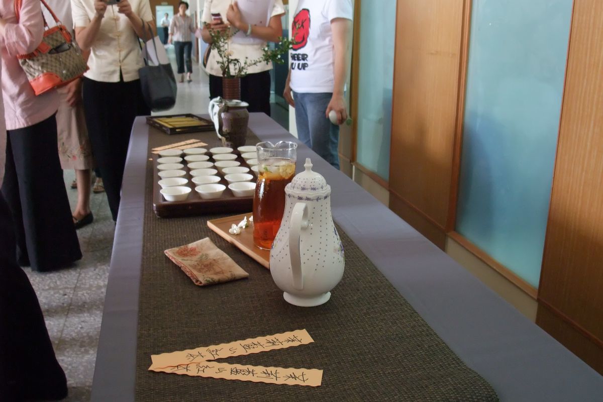 為什麼越來越多人開始喝茶？不是養生，而是壓力