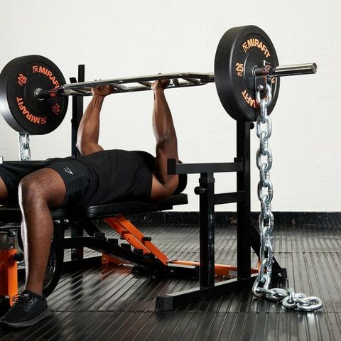 Mirafit-Olympic-Weightlifting-Chains-being-used-for-bench-press.jpg