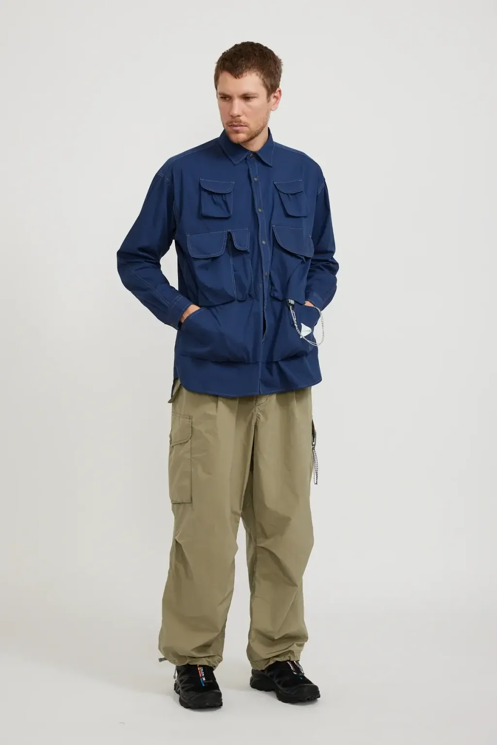 AND_WANDER_MULTI_POCKET_SHIRT_LARGEc2