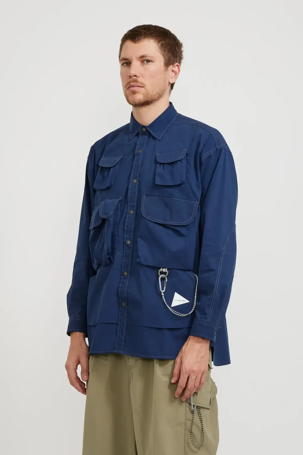 AND_WANDER_MULTI_POCKET_SHIRT_LARGEc
