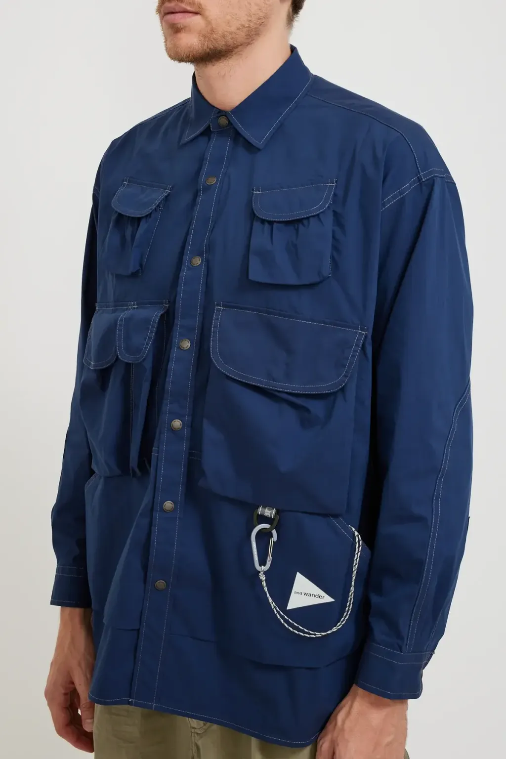 AND_WANDER_MULTI_POCKET_SHIRT_LARGEc5