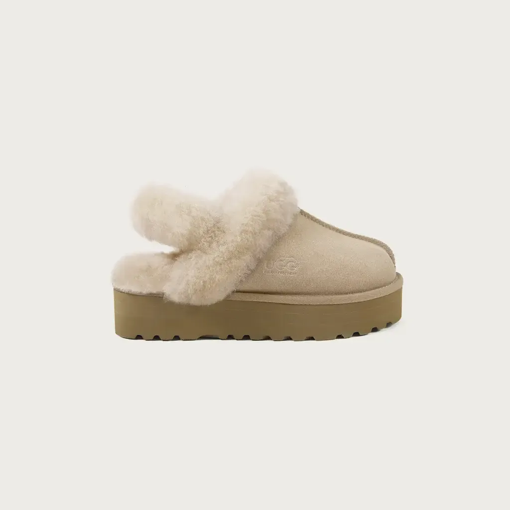 Classic_Coquette_Platform_Slipper_UGG_OZLANA_Tan