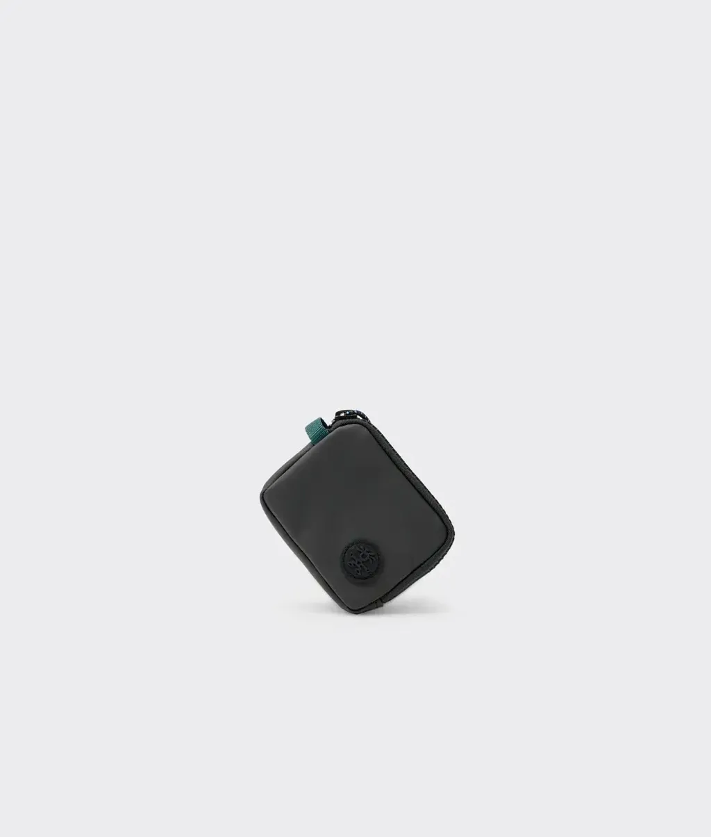 crumpler-early-opener-black-veggie-2