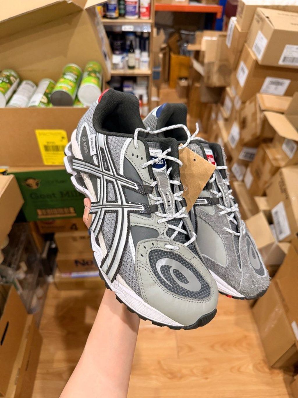 _asics_x_invincible_gelnimbus__1765023186_995a2de5_progressive