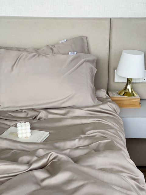 VCNY Home Claire Bella Sheet Set Twin/X-Large Strawberry Victoria Classics C13-STS-XTWN-IN-PINK VCNY Home Claire Bella Sheet Set Twin/X-Large Strawberry Victoria Classics C13-STS-XTWN-IN-PINK