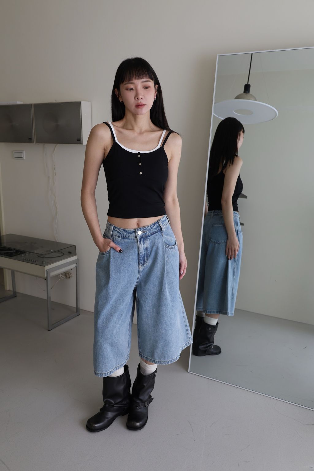 Facetune_16-03-2026-22-43-48