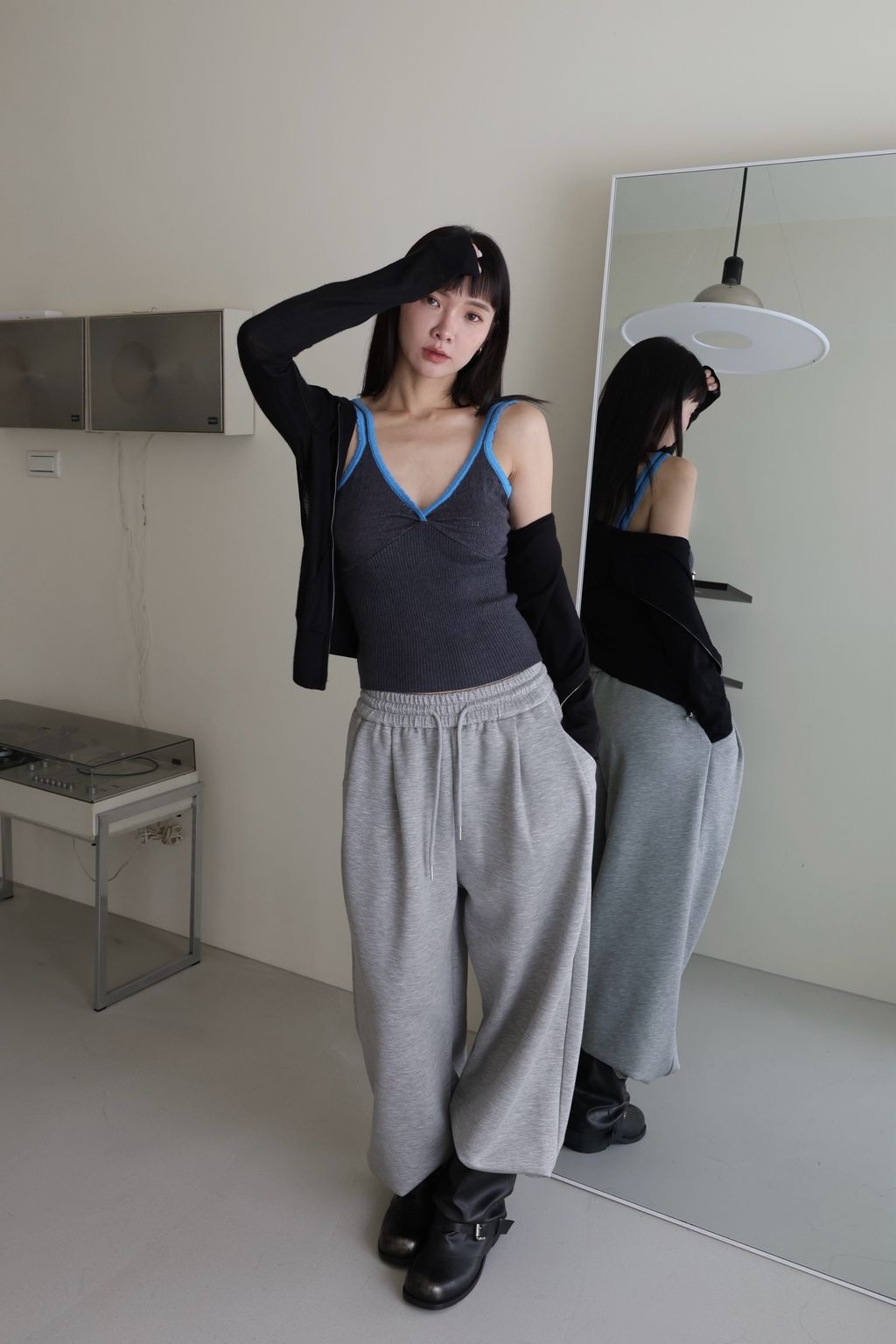 Facetune_16-03-2026-21-17-48