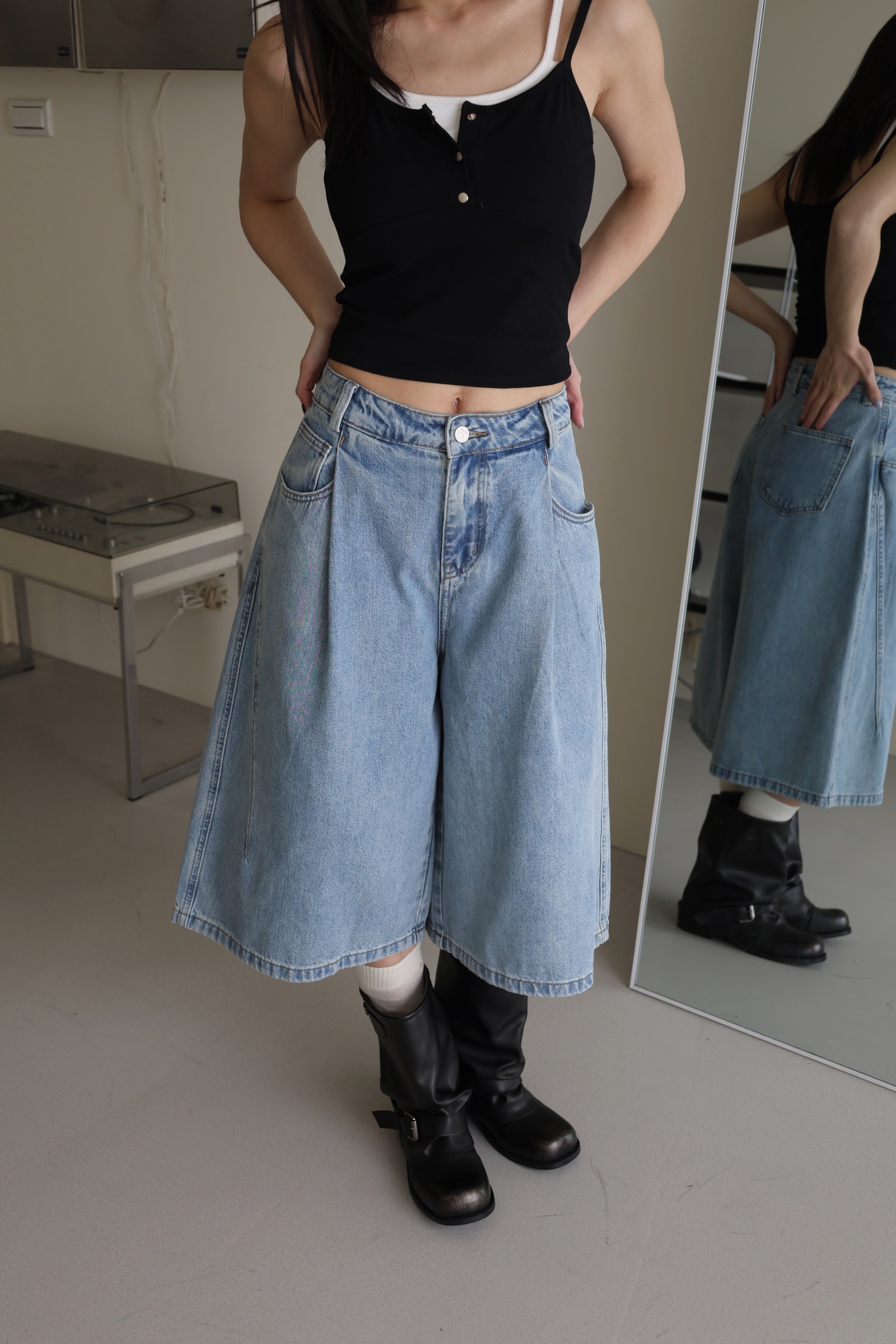 DBB56B64-3CAB-4F8B-A03E-D717E02B3FAD 2