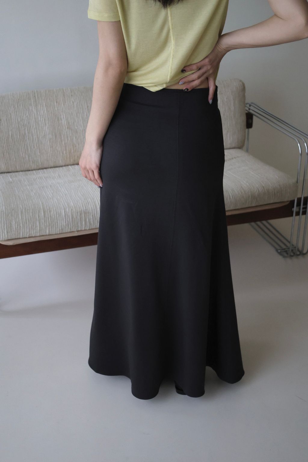 75B4F21C-AFD9-425A-8D84-E20432750077