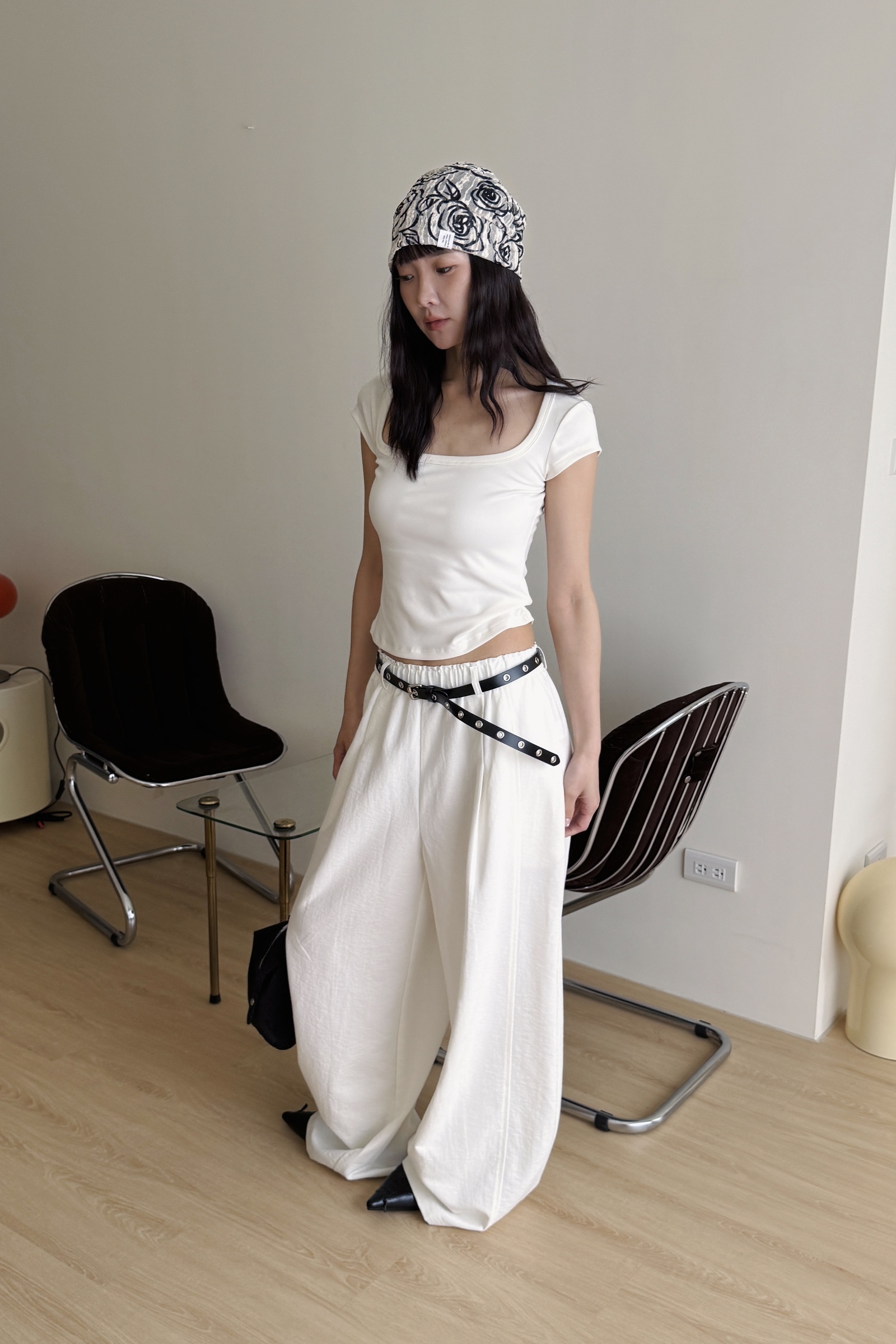 04356C98-9936-409B-90E2-123B4C5A24A8