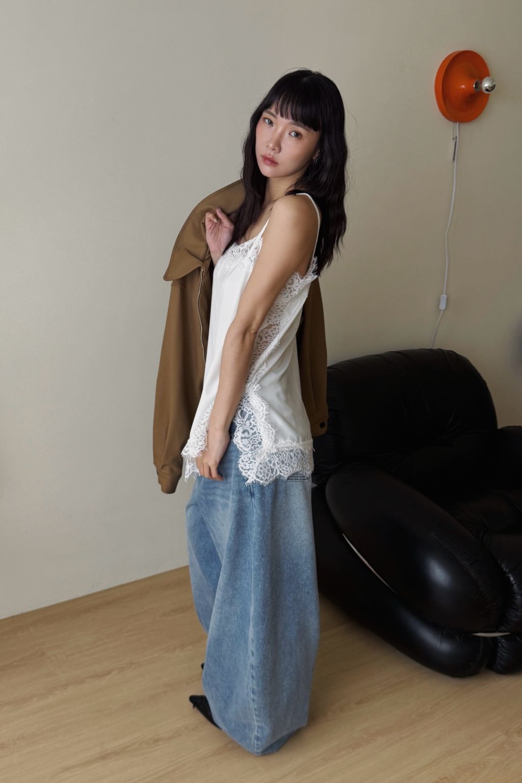 Facetune_11-04-2026-23-38-10