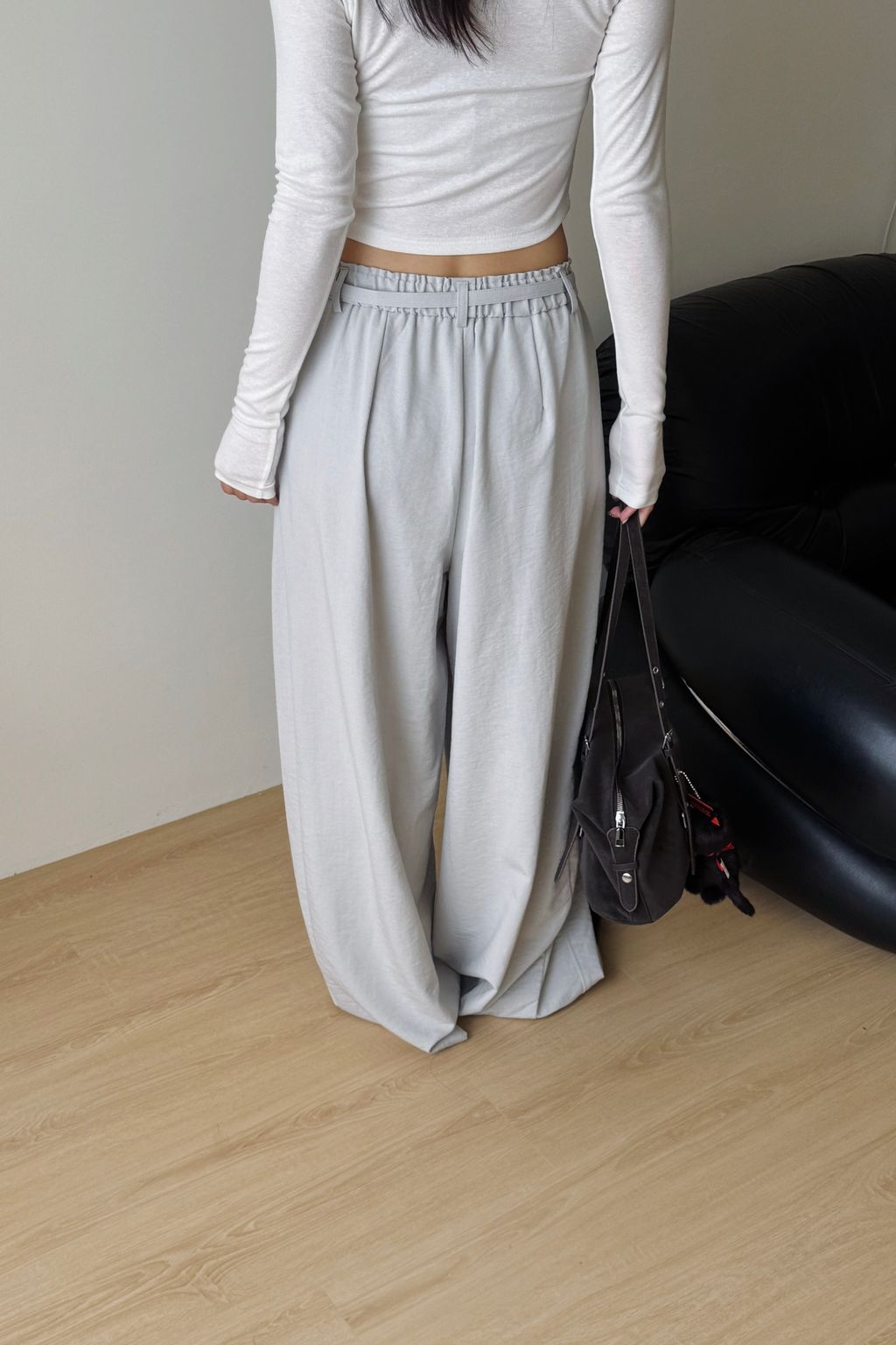 2B3B975D-35C6-4680-AF73-FCC6ECB17919