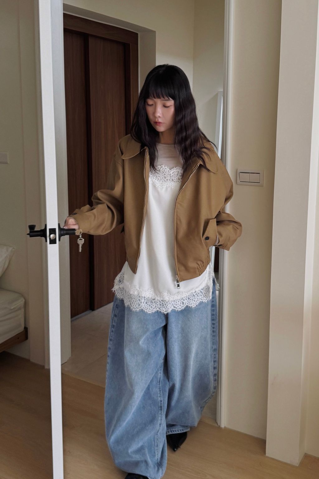 Facetune_11-04-2026-23-13-27