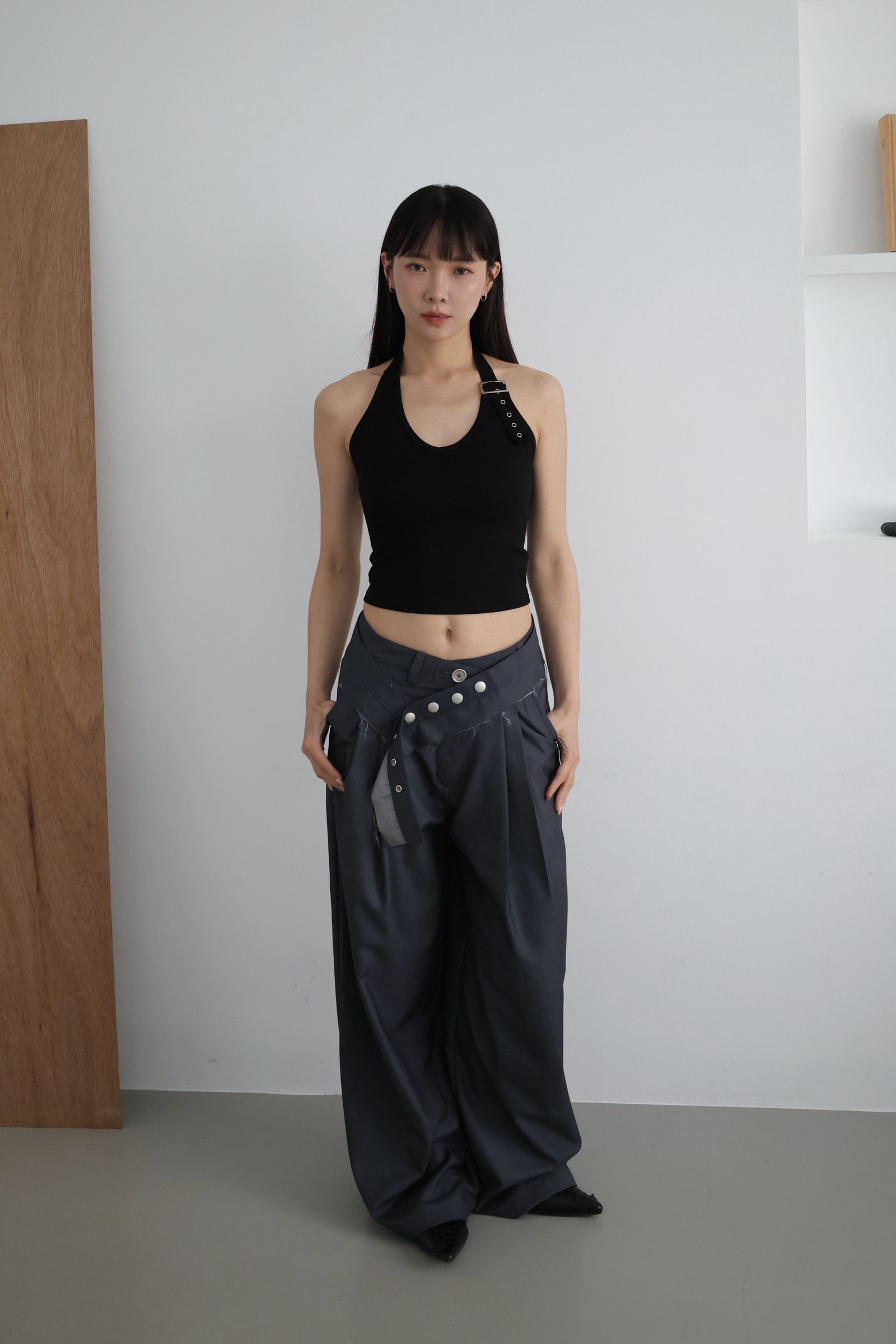 Facetune_27-04-2026-23-19-48