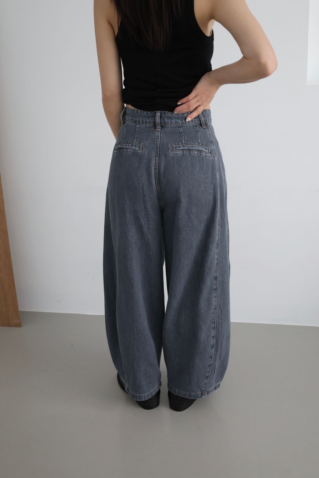 DE89A348-E060-4576-B253-0C5F542D75B5