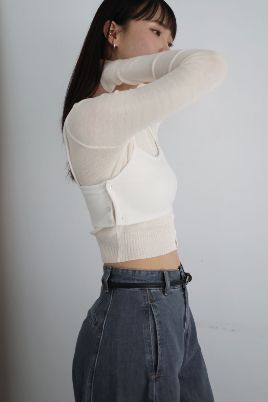 9CC90571-5746-4BF0-B8B8-4BFAC9A190CC