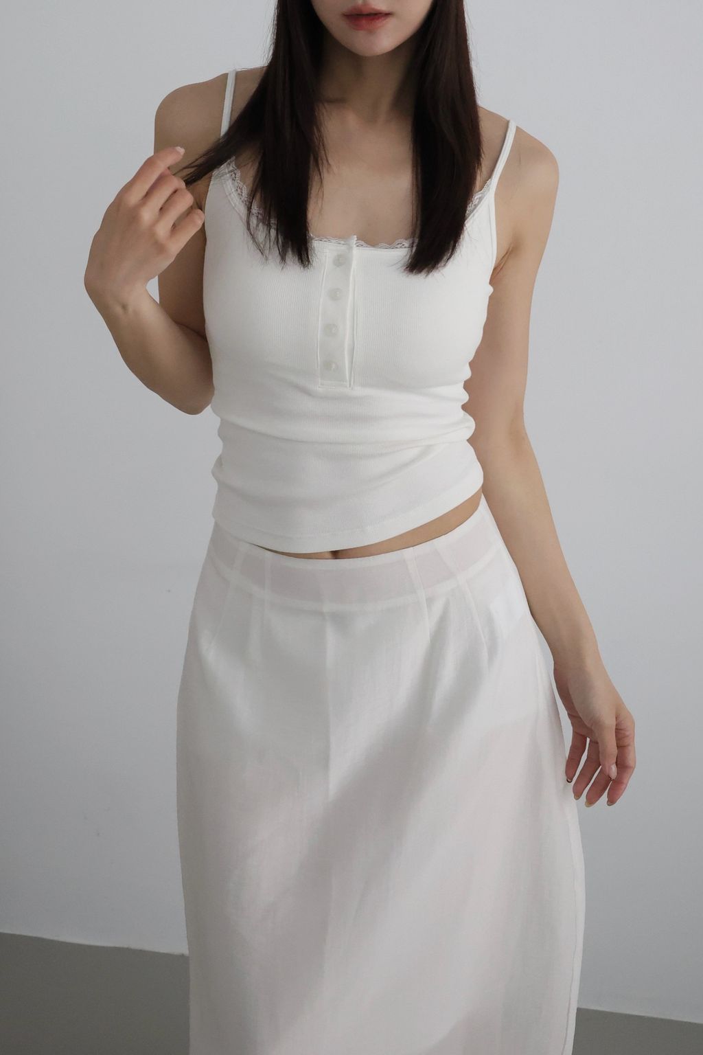 Facetune_27-04-2026-12-40-27