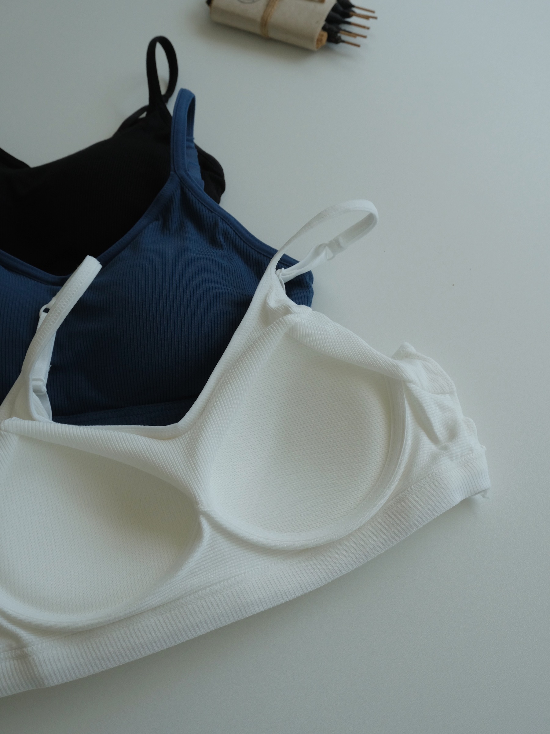 2E81B826-8855-458A-846C-A8087274ADC1