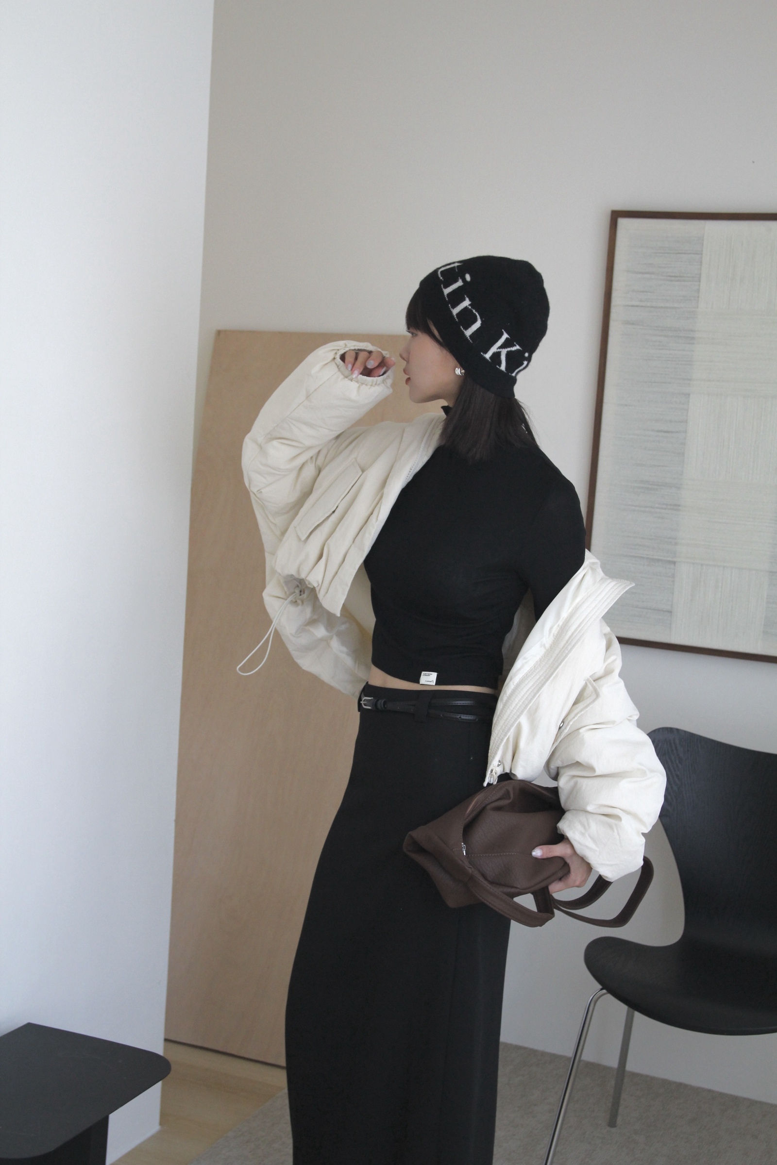 Facetune_21-10-2024-12-05-56