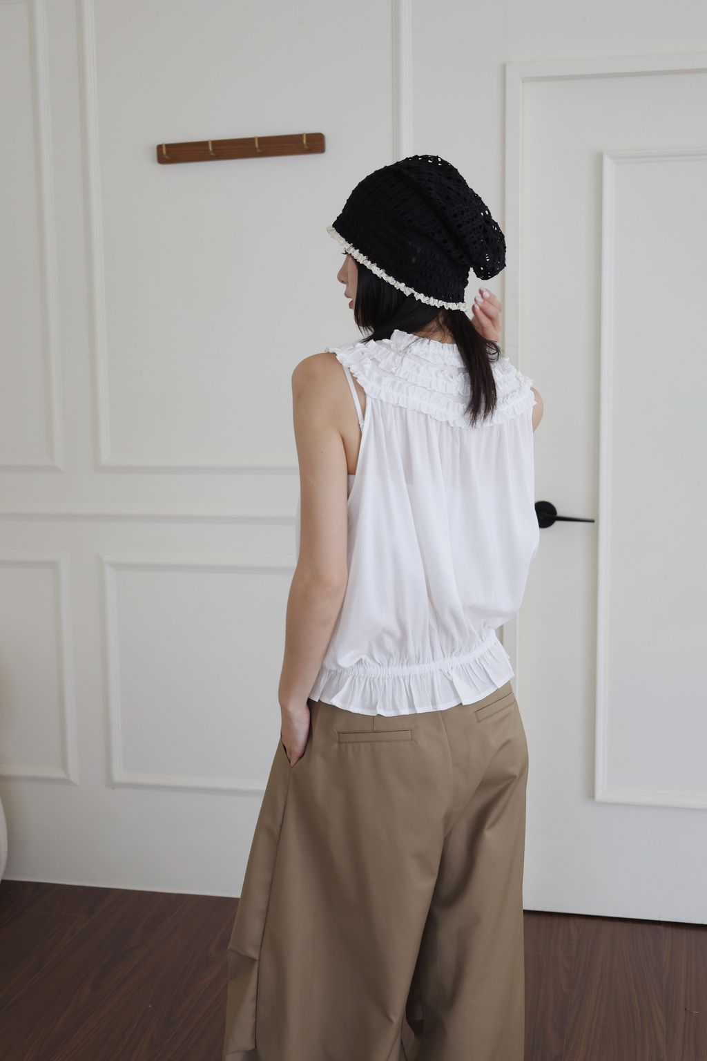 1EC467C5-8809-470F-8B8B-015596F86F7B