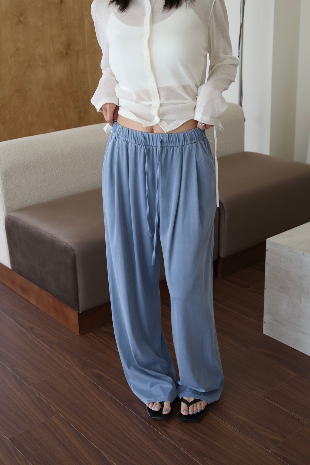 C7FB5AF7-64B7-43A8-8C47-68B01F05A8A4