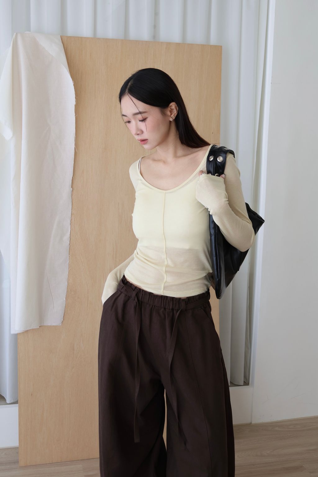 6FBA3627-3F5D-4E16-AAEF-55FF9E954704