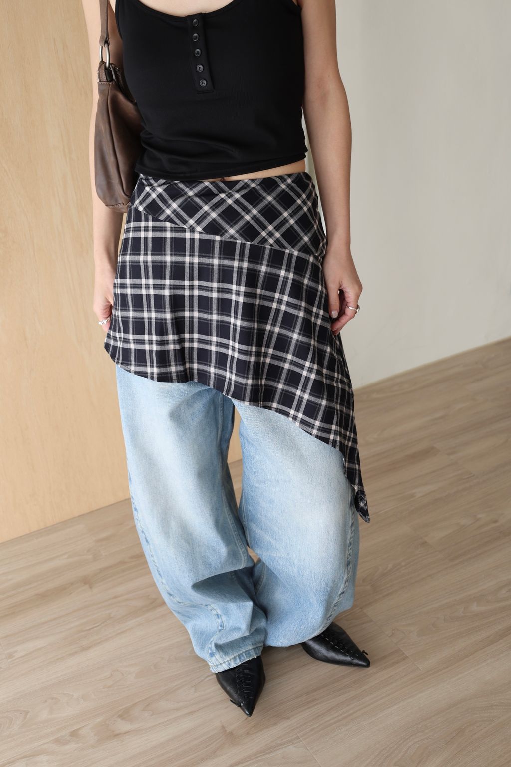 EC7F0609-6924-498F-8969-28C12288E86E