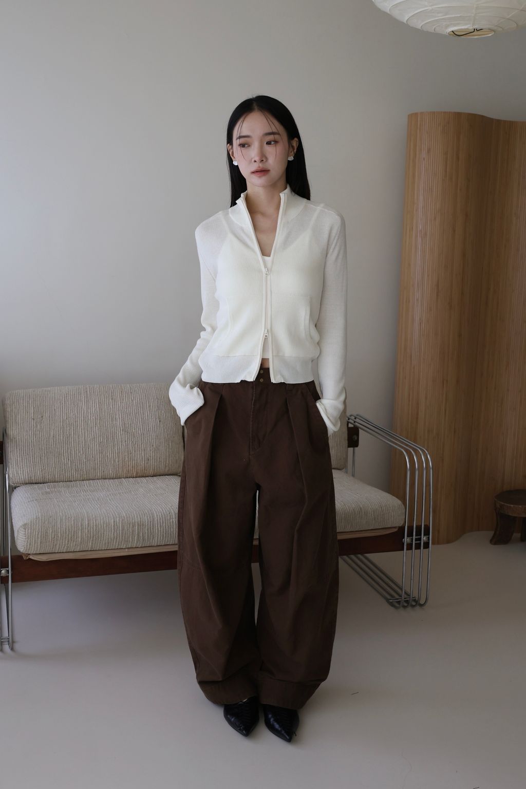 8A9B65C1-C746-420C-B939-0FFDC60C8F8A 2