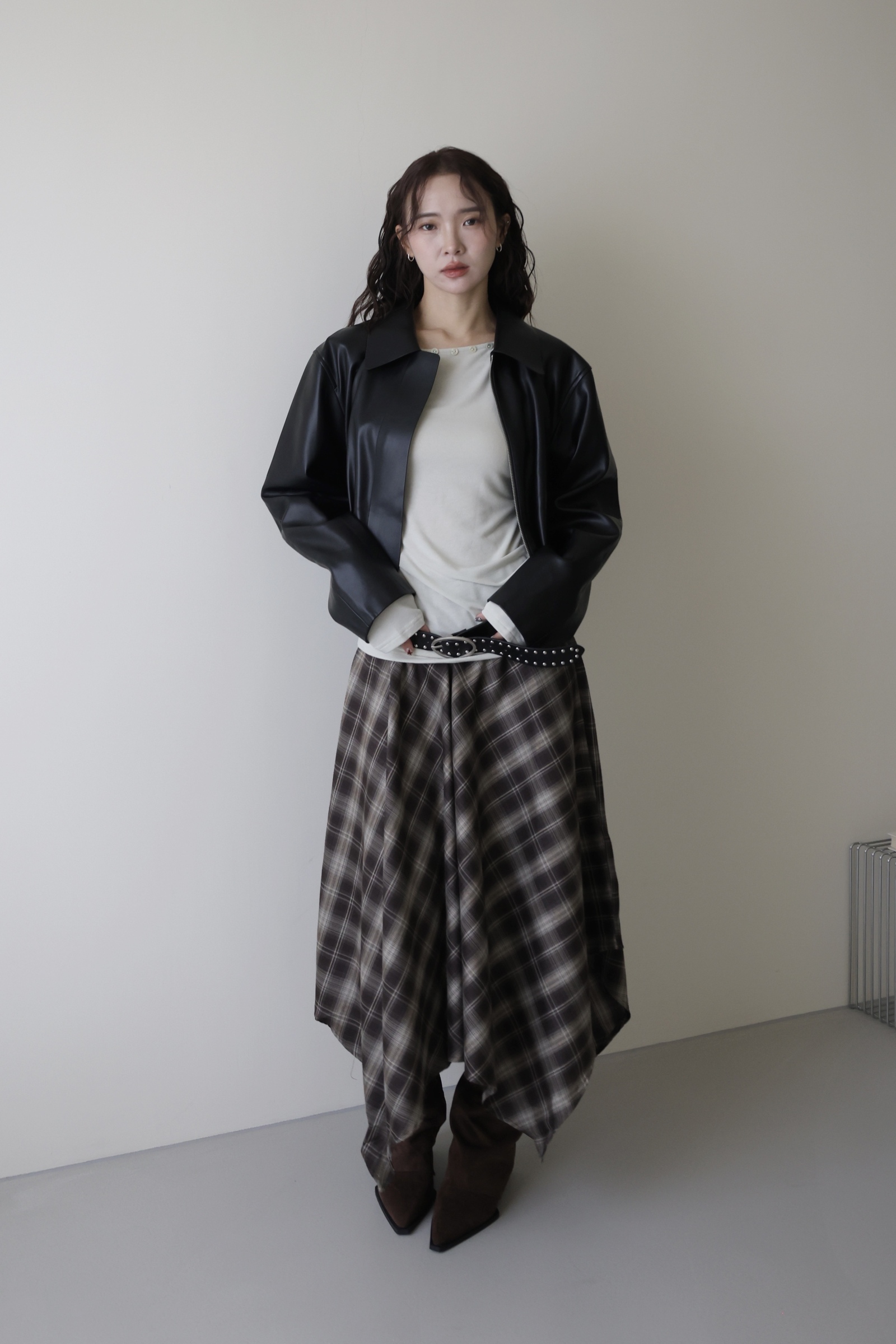 3DAB17F0-9E6D-4143-A500-68C759510C1E