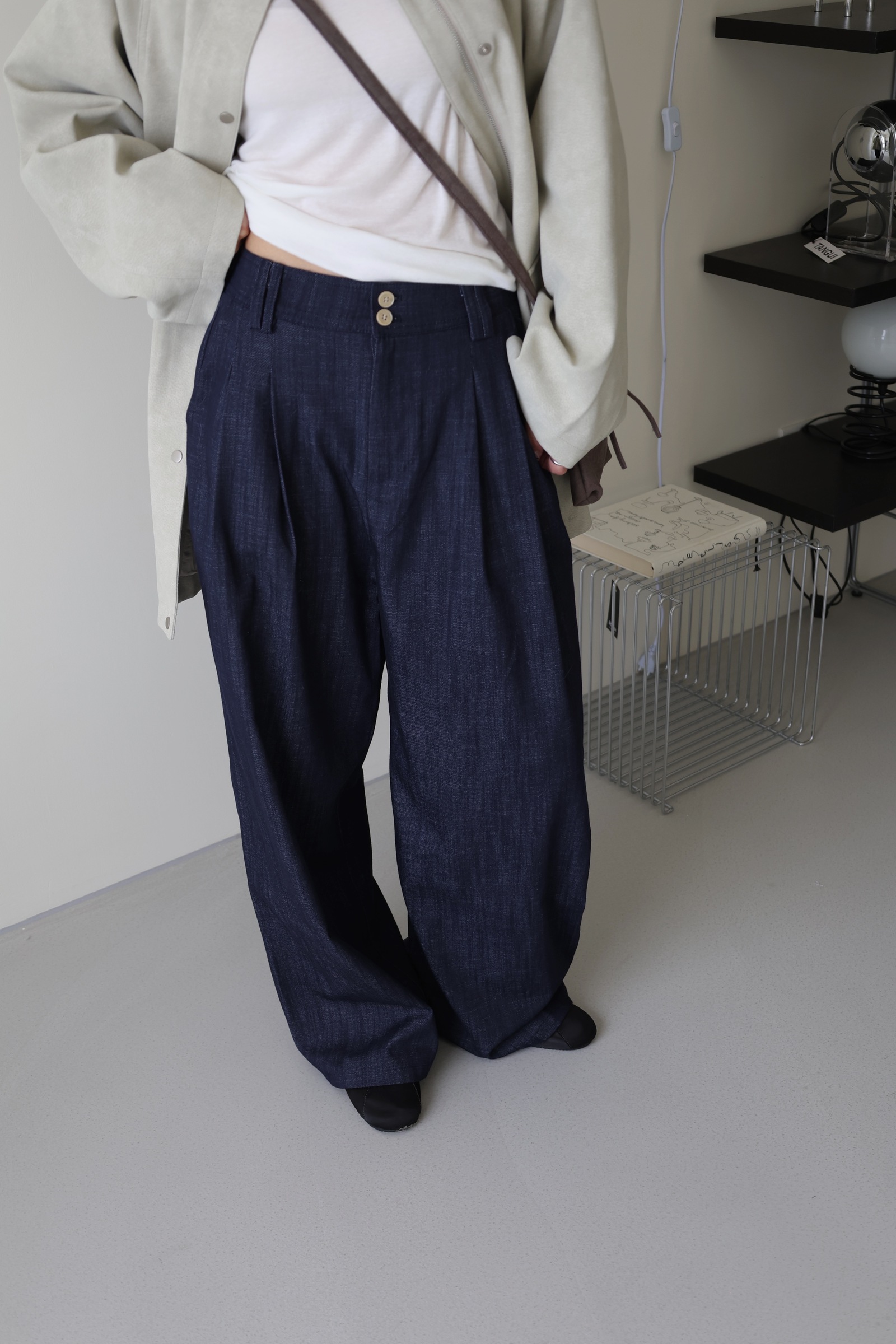 23535BE4-DA3F-4E1B-916D-6BA70BA01B40