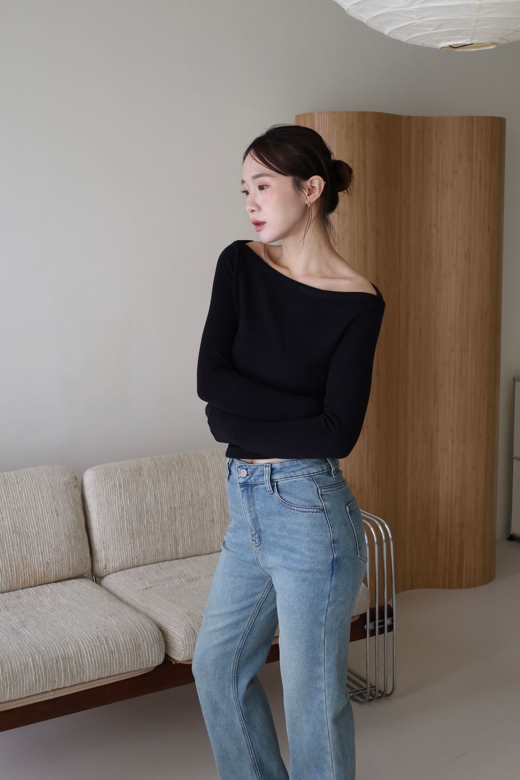 2E837158-D537-411A-9319-5BC5850B5160