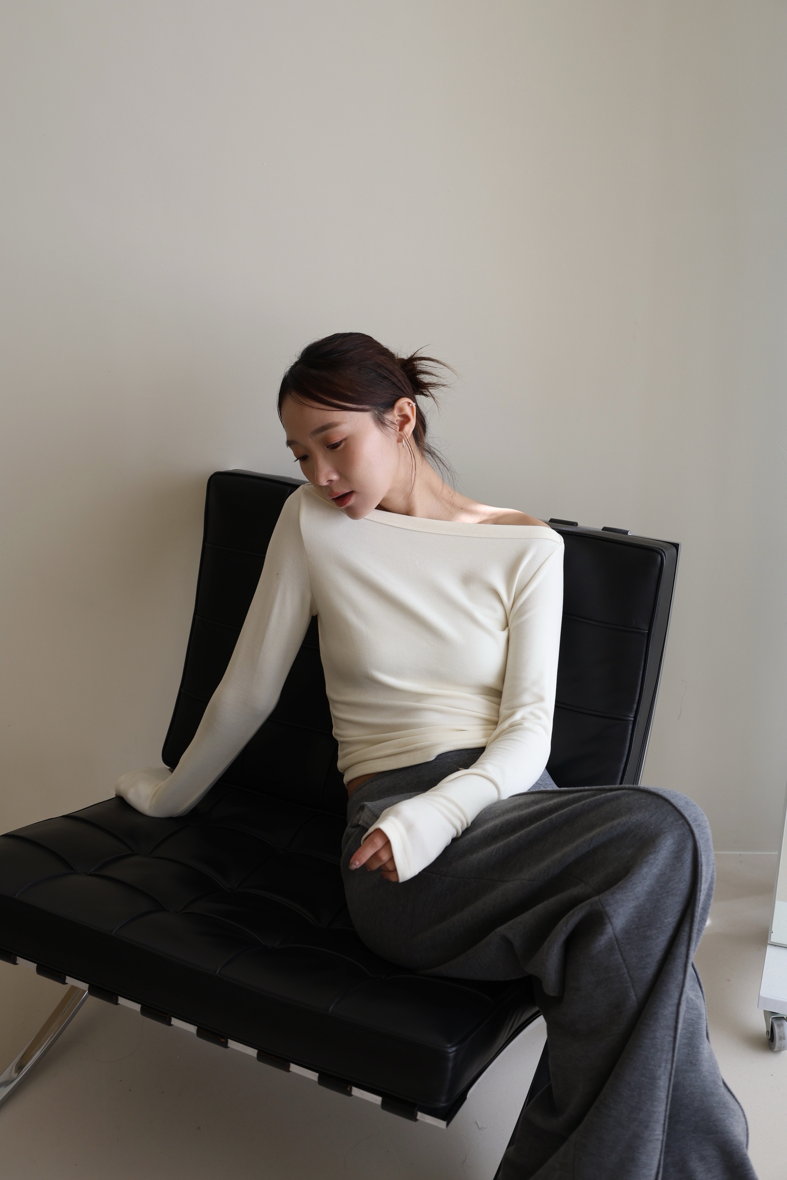 Facetune_17-12-2025-01-38-54