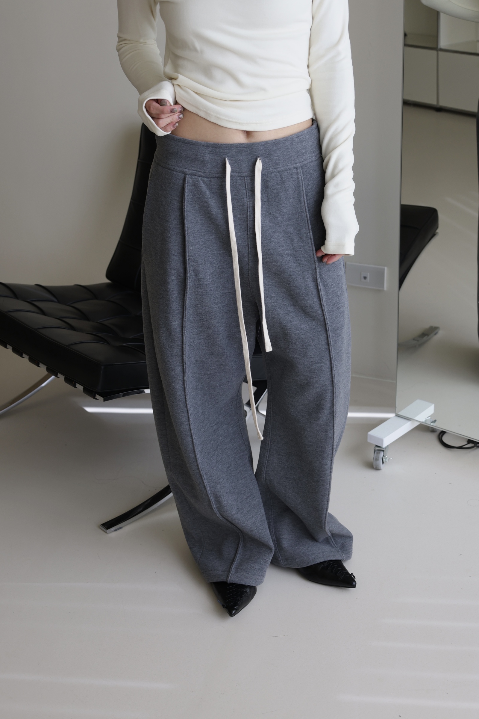 E09F5C66-737B-46D9-8D32-2A705A660896