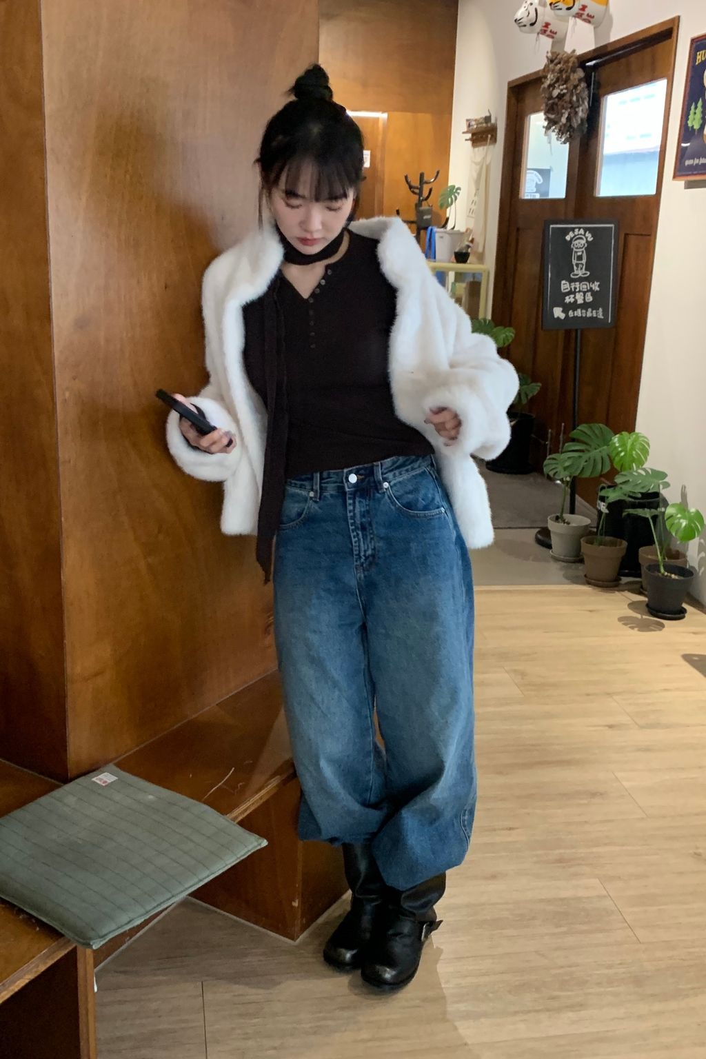 ED8DD513-7DCE-4742-BDA1-ADFB0ED492E1