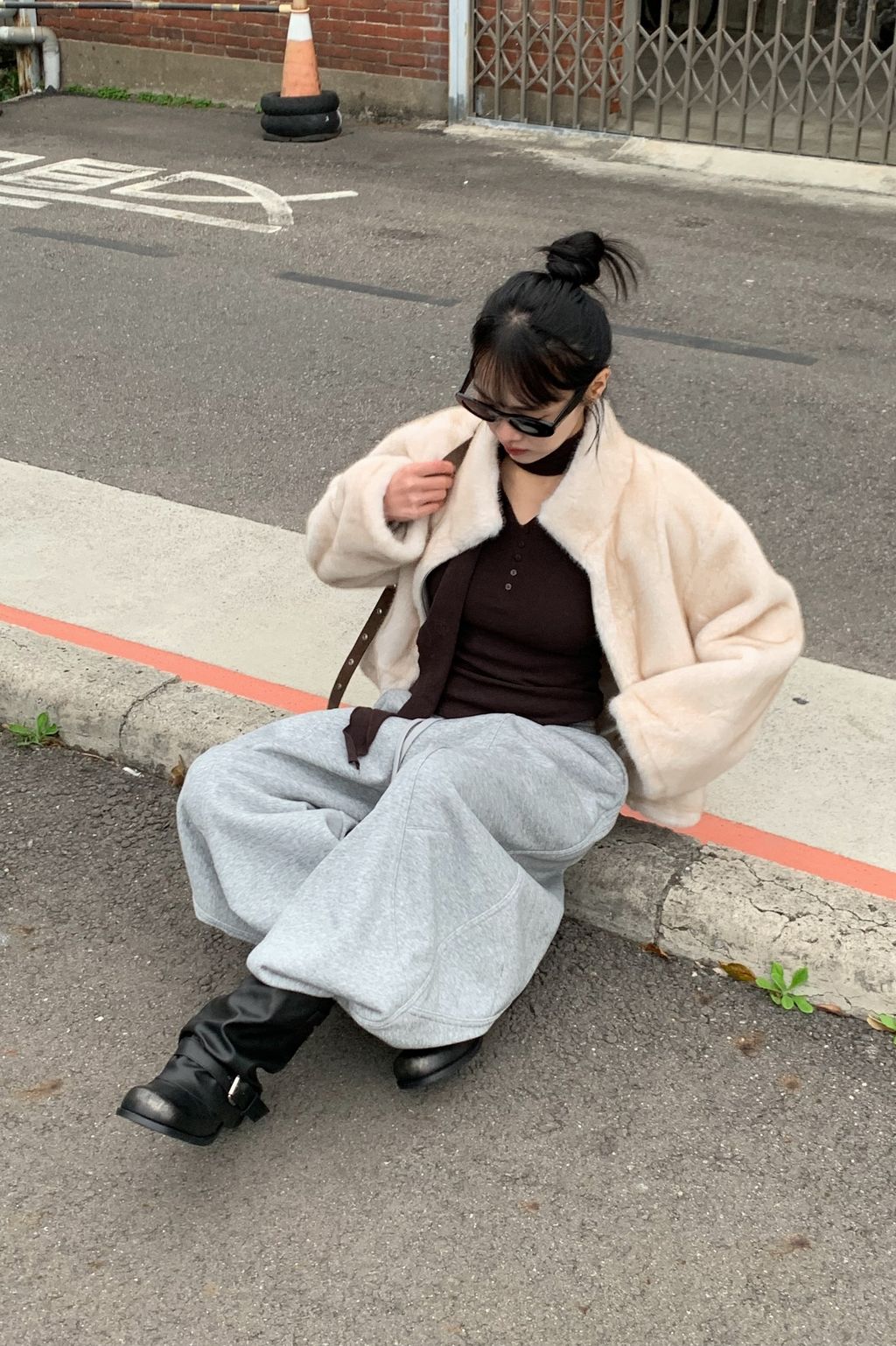 6CC6F898-1A00-4535-B2EF-EF409AE5B969