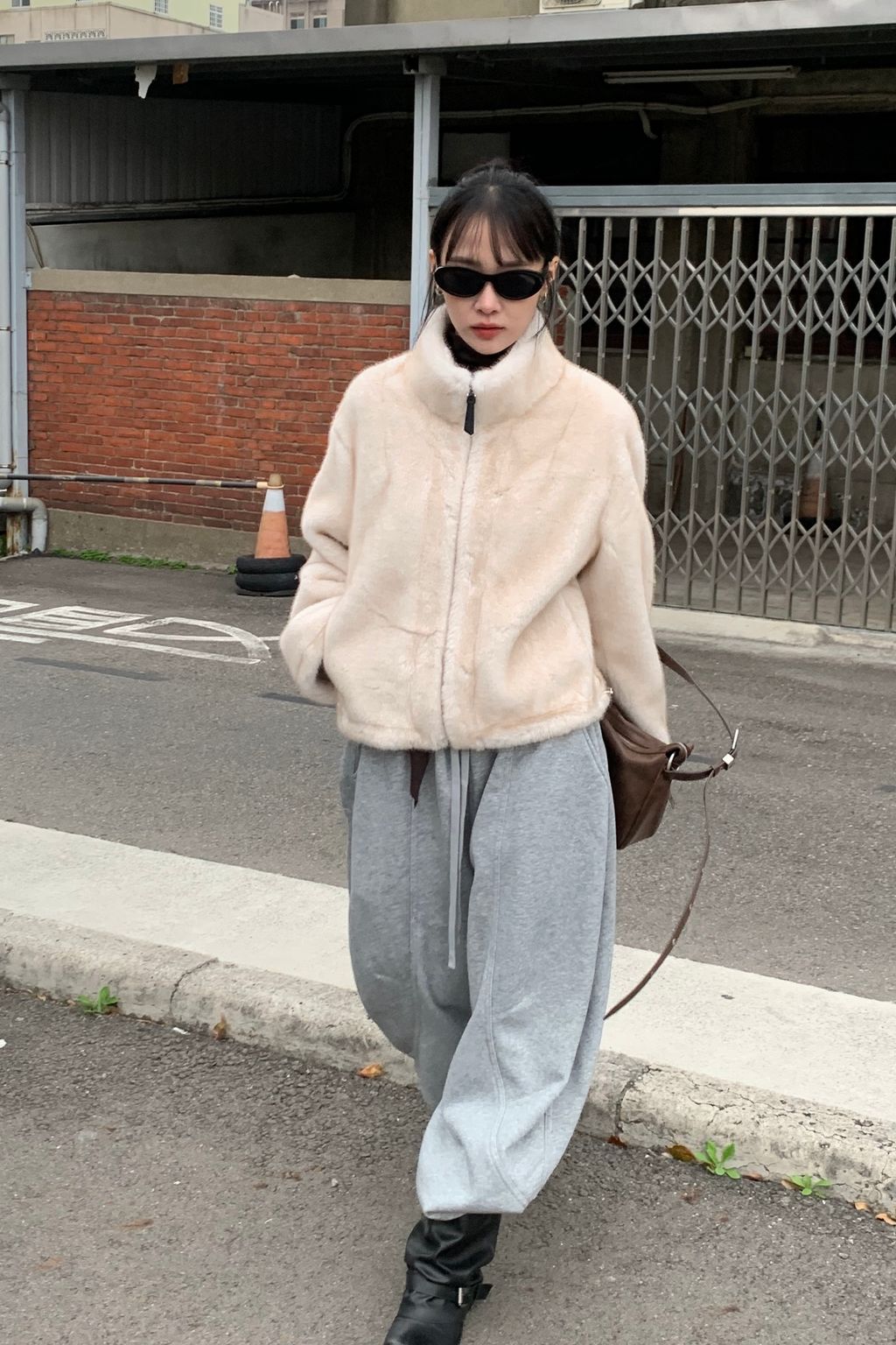 ACFADE80-9A9A-42D4-A639-A5A4FC1BE3F7